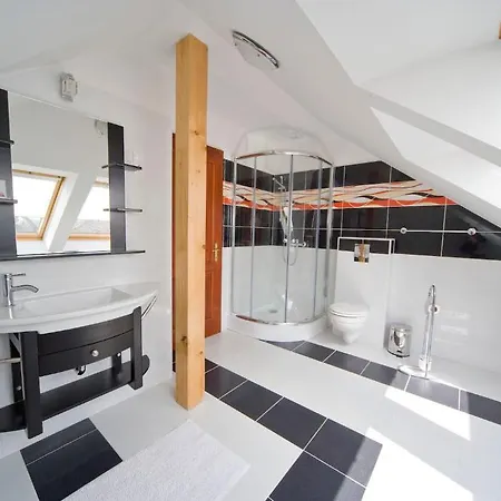 Bed & Breakfast Kek Oeboel Panzio