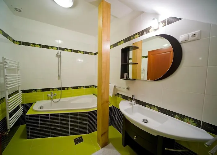 Kek Oeboel Panzio Panzió